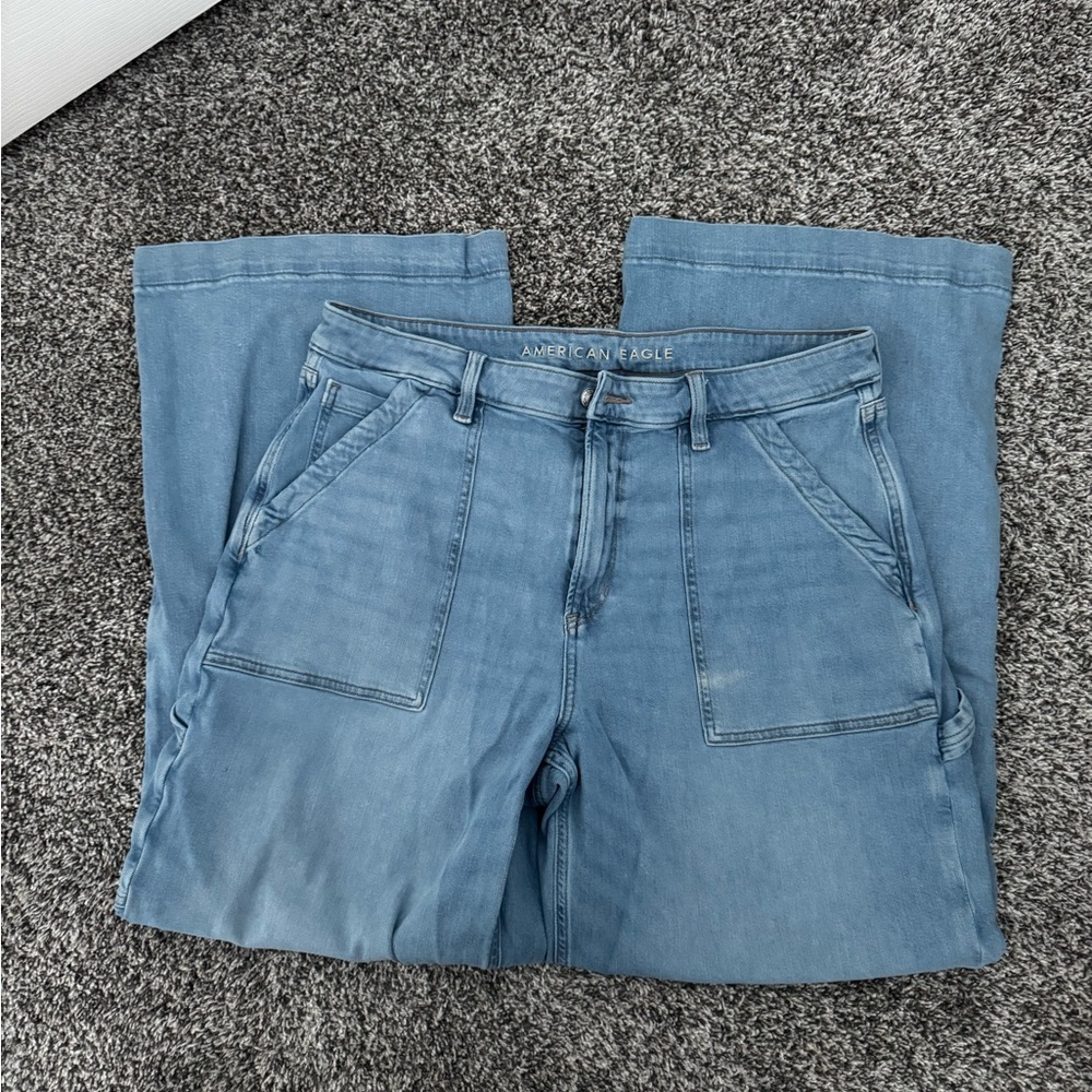 American Eagle Outfitters Light Blue Denim Jeans